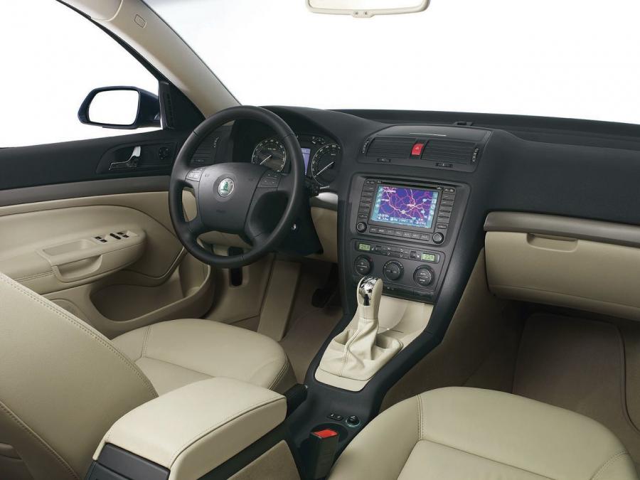 Торпедо Skoda Octavia (1Z) 2004 года  (фото 3 из 38)
